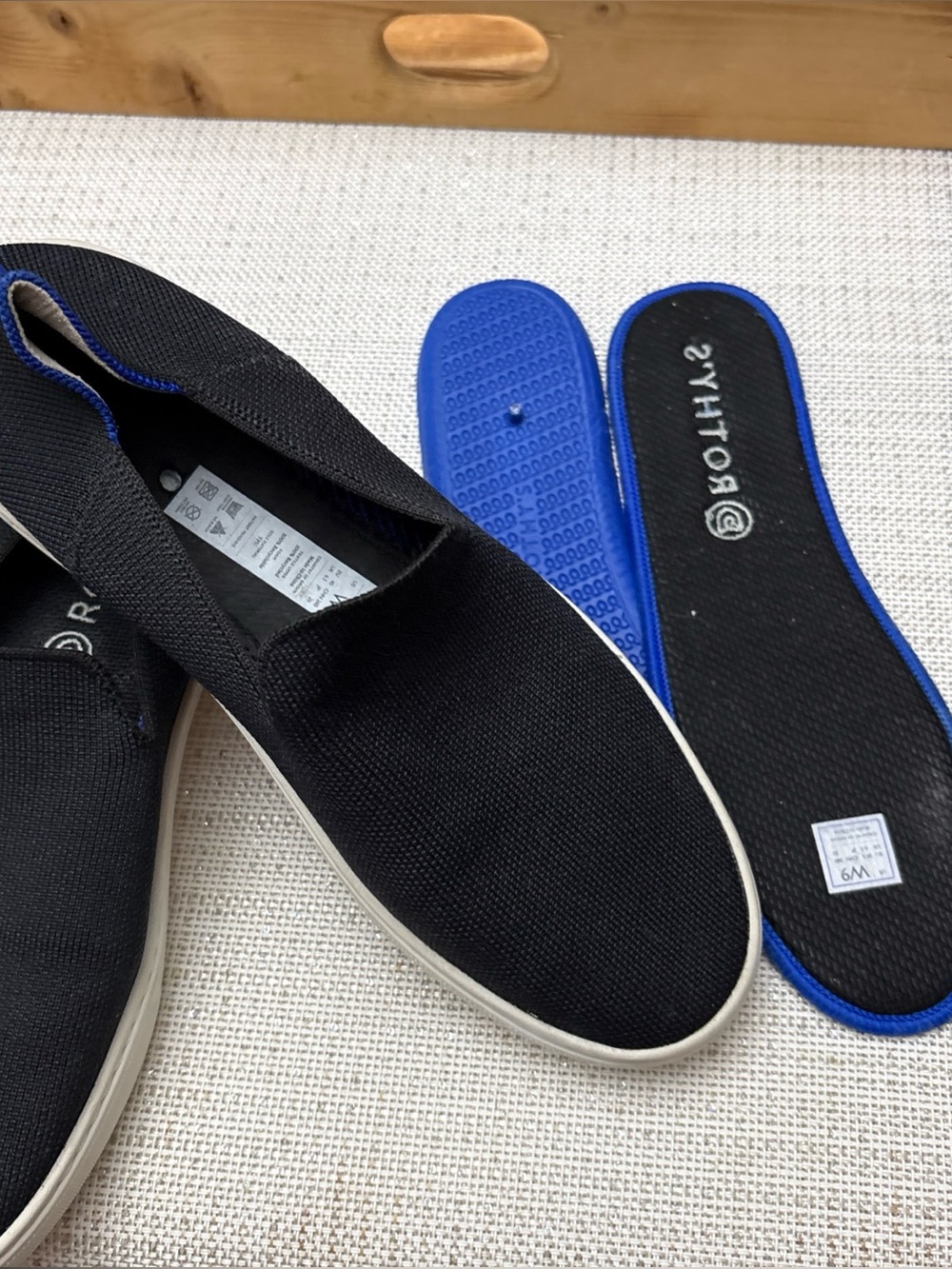 ROTHY’S  WOMENS Slip-On Knit Casual Shoes - Black size 9